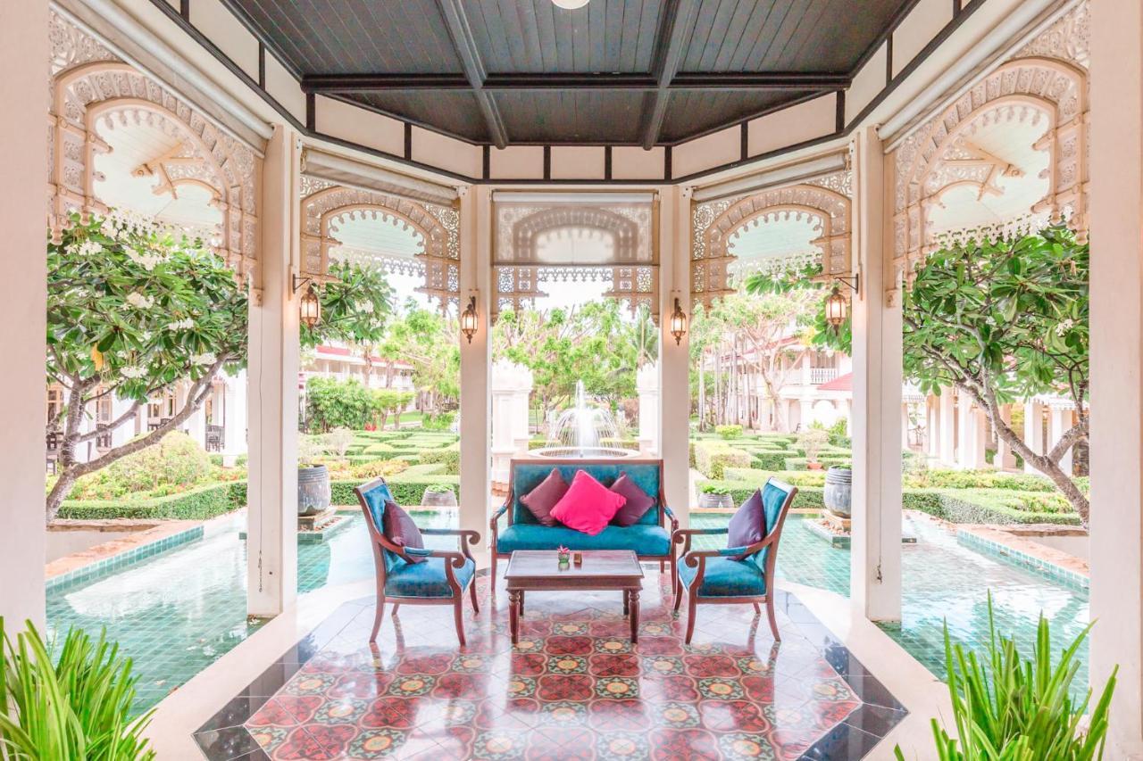 Wora Bura Hua Hin Resort & Spa Luaran gambar The Royal Pool