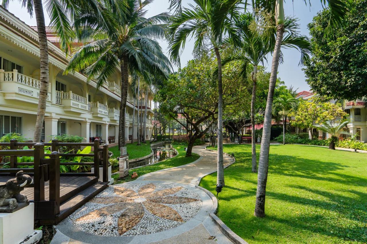 Wora Bura Hua Hin Resort & Spa Luaran gambar The Royal Paradise Hotel and Spa